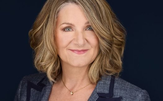 Dawn Surette (Photo)